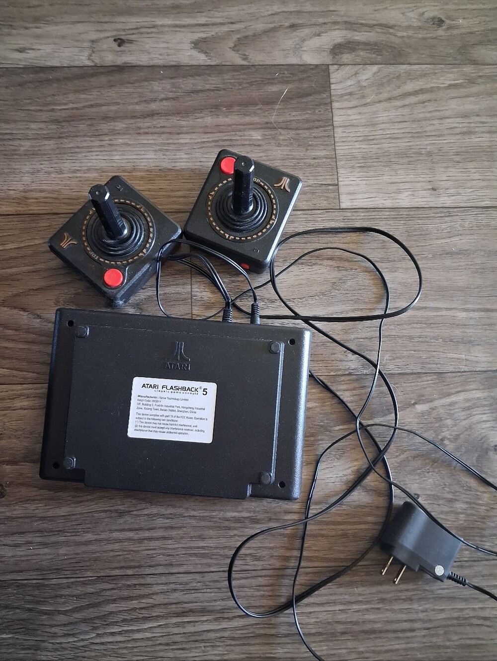 Atari Flashback 5 Console - Picture 3 of 7